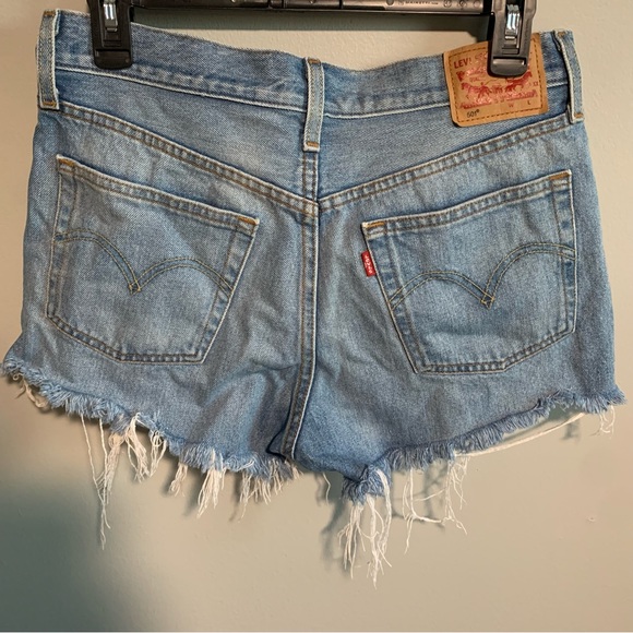 Levi’s 501 Medium Wash Frayed Denim Shorts-28 - Picture 3 of 6